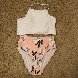 Two-piece high-waisted swim suit